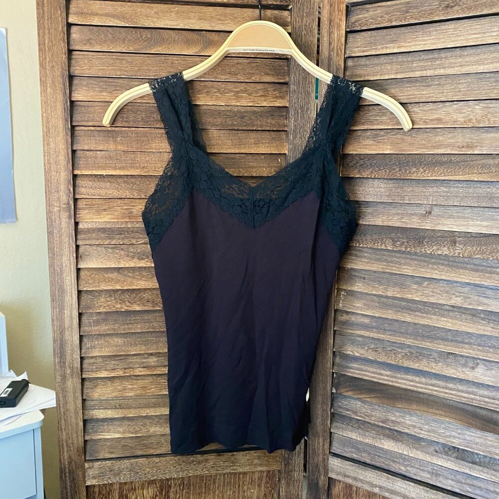 Wayi Lace Snug Camisole Black